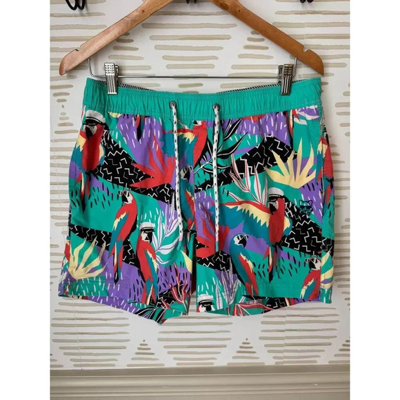 Party Pants Men’s Medium Graphic Print Toucan 80s Captain Volley Shorts - Picture 1 of 3